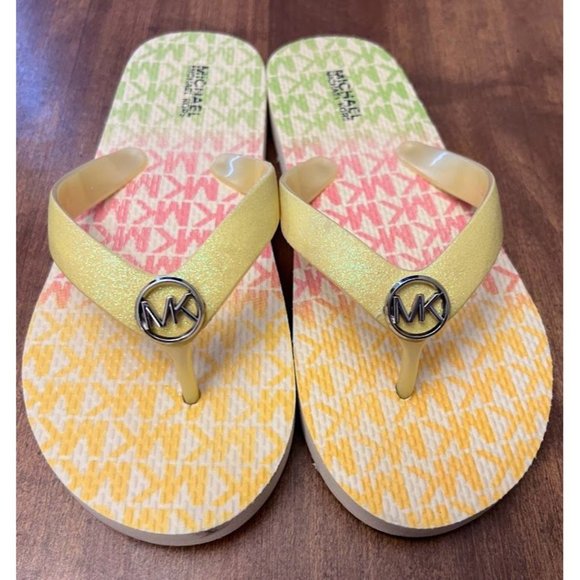 Michael Kors Girls' Endine Citrus Flip Flop Sandals - Picture 4 of 12